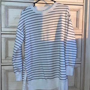 Women’s Old Navy Tunic Sweatshirt XS